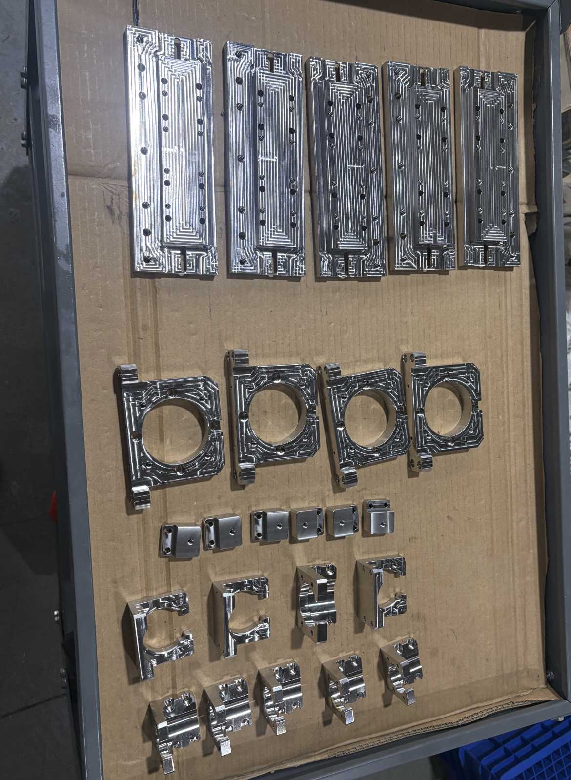 Custom CNC machining parts